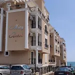Aparthotel Deluxe In *