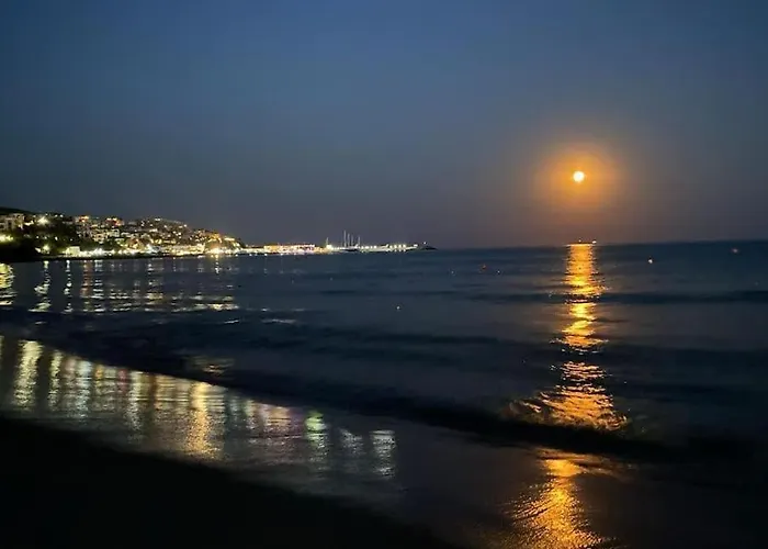 Апартхотел Deluxe In Свети Влас