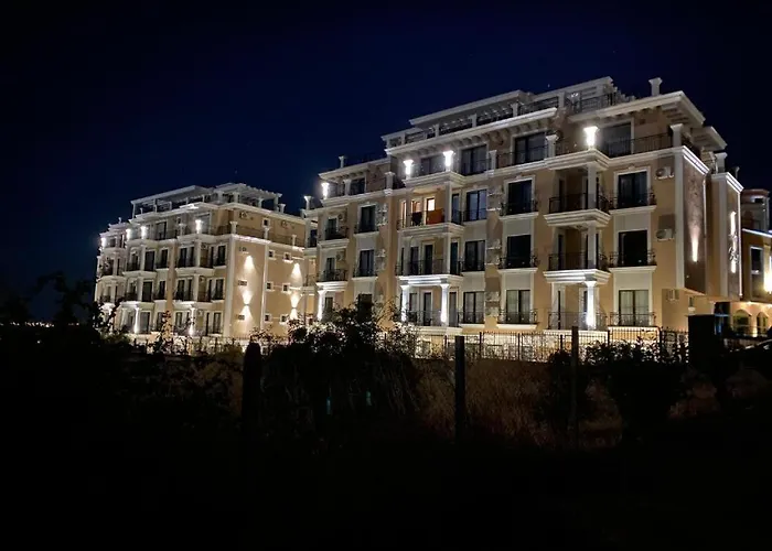 Deluxe In Свети Влас