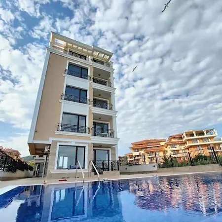 アパートホテル Deluxe In