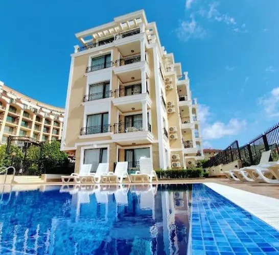 Aparthotel Deluxe In