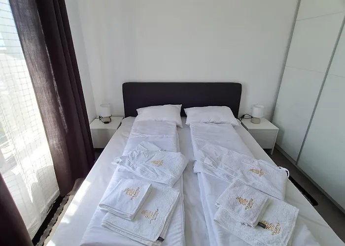 Aparthotel Deluxe In *